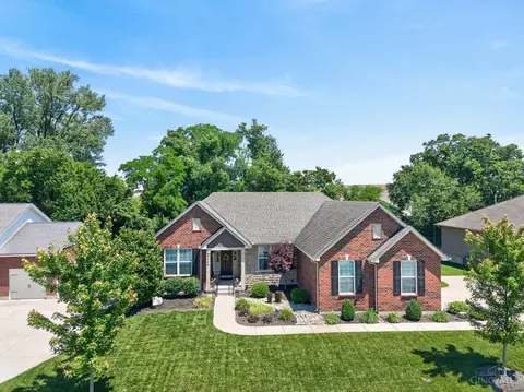 5446 Foxglove Dr, Hamilton, OH 45011