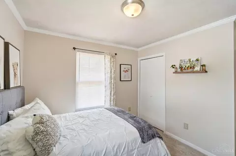 Bedroom - 2465 Trinity Dr, Middletown, OH 45044 photo 5 of 5