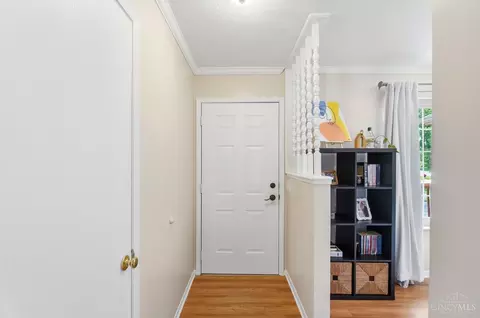 Entry Way - 2465 Trinity Dr, Middletown, OH 45044 photo 1 of 2