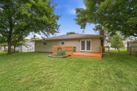 Exterior - 2465 Trinity Dr, Middletown, OH 45044 photo 3 of 8