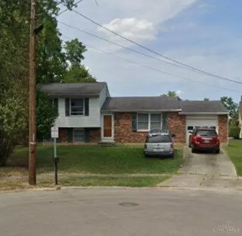 4437 Festive Ct, Cincinnati, OH 45245