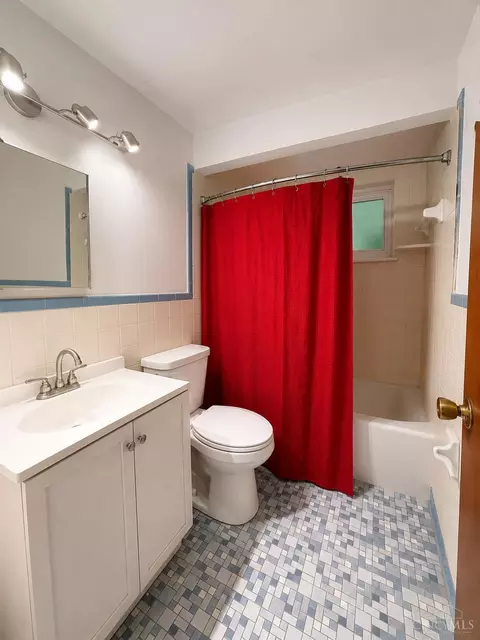 3440 Hillside Ave, Cincinnati, OH 45204 photo 4