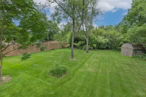 Exterior - 514 Shambord Cir, Kettering, OH 45429 photo 7 of 22