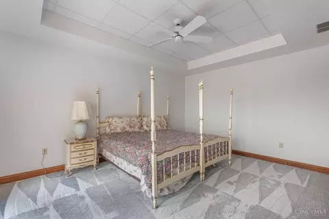 Bedroom - 514 Shambord Cir, Kettering, OH 45429 photo 11 of 12