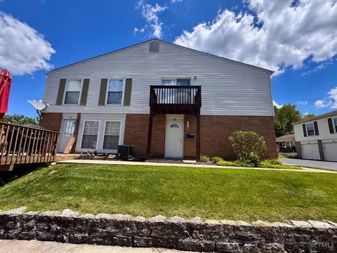 10 Sunnyside Dr, Fairfield, OH 45014