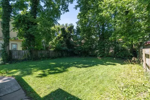 Exterior - 3623 Wabash Ave, Cincinnati, OH 45207 photo 8 of 9