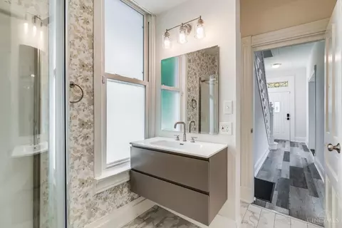 Bath - 3623 Wabash Ave, Cincinnati, OH 45207 photo 2 of 3