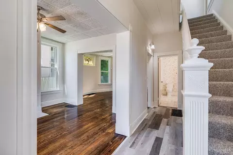 Entry Way - 3623 Wabash Ave, Cincinnati, OH 45207 photo 2 of 4