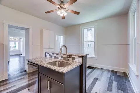 Kitchen - 3623 Wabash Ave, Cincinnati, OH 45207 photo 6 of 7