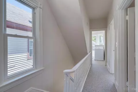 Entry Way - 3623 Wabash Ave, Cincinnati, OH 45207 photo 3 of 4