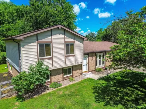 8187 Woodward Dr, West Chester, OH 45069
