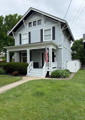 2806 Madison Rd, Cincinnati, OH 45209