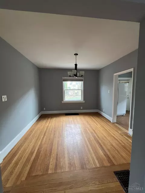 451 Lloyd Pl, Cincinnati, OH 45219 photo 7