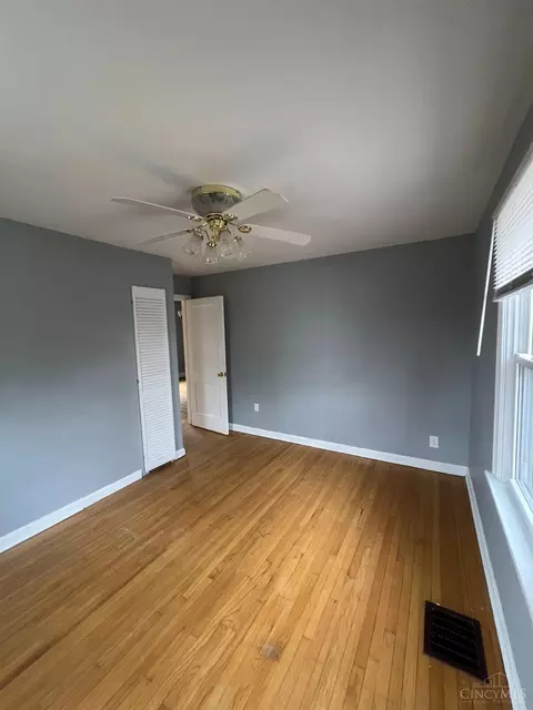451 Lloyd Pl, Cincinnati, OH 45219 photo 13