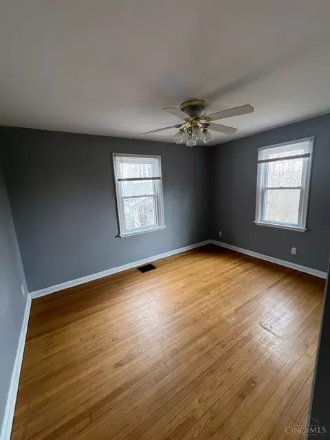451 Lloyd Pl, Cincinnati, OH 45219 photo 12