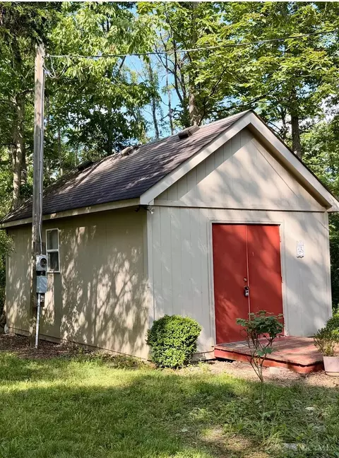 4051 St Rt 41, Manchester, OH 45144
