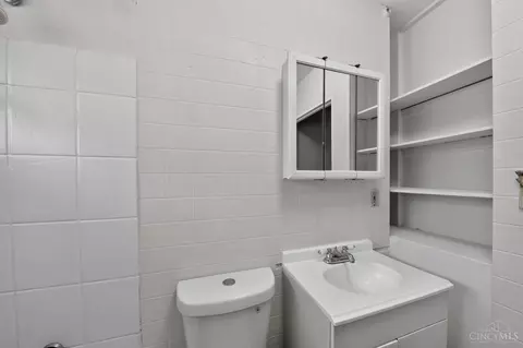 9670 Pippin Rd, Cincinnati, OH 45231 photo 28