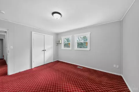 9670 Pippin Rd, Cincinnati, OH 45231 photo 16