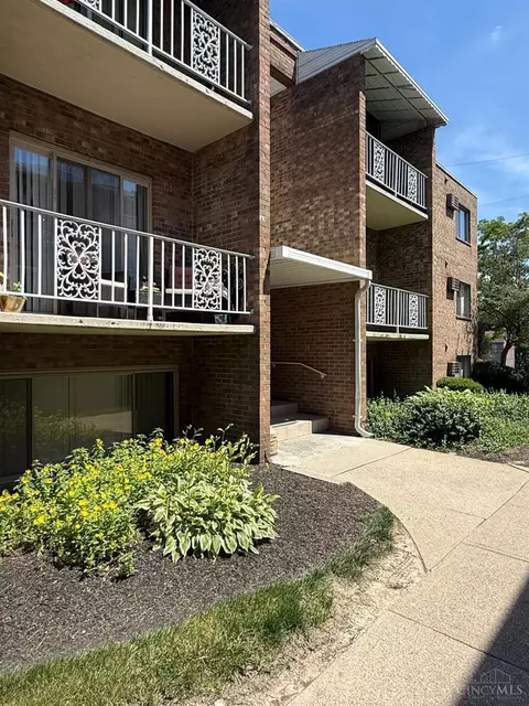 3616 Westwood Northern Blvd, Cheviot, OH 45211