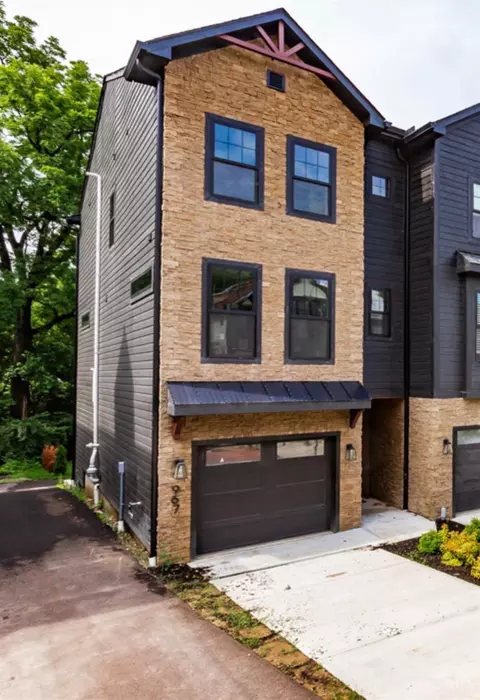 Exterior - 967 Windsor St, Cincinnati, OH 45206 photo 7 of 7