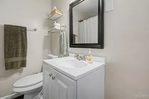 2460 Kipling Ave, Cincinnati, OH 45239 photo 29