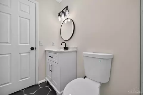 Bath - 932 Glasgow Dr, Forest Park, OH 45240 photo 5 of 5
