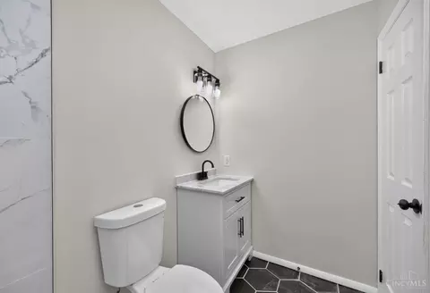 Bath - 932 Glasgow Dr, Forest Park, OH 45240 photo 3 of 5