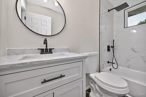 Bath - 932 Glasgow Dr, Forest Park, OH 45240 photo 4 of 5