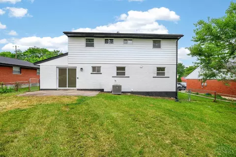 Exterior - 932 Glasgow Dr, Forest Park, OH 45240 photo 10 of 10
