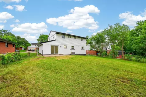 Exterior - 932 Glasgow Dr, Forest Park, OH 45240 photo 9 of 10