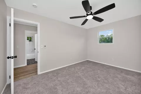 Bedroom - 932 Glasgow Dr, Forest Park, OH 45240 photo 8 of 9