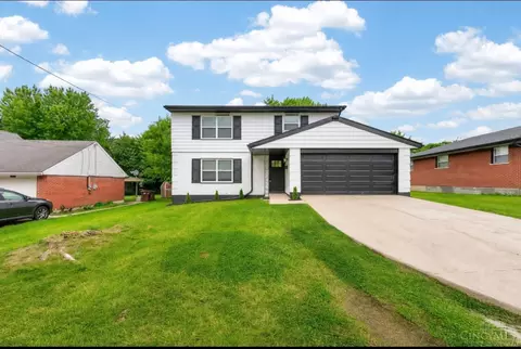 Exterior - 932 Glasgow Dr, Forest Park, OH 45240 photo 2 of 10