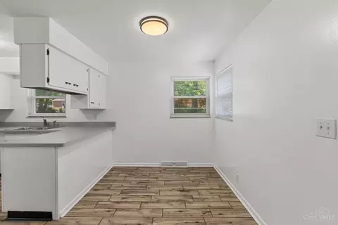 Dining - 4947 Charlemar Dr, Cincinnati, OH 45227 photo 1 of 2