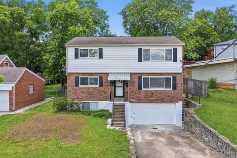 4947 Charlemar Dr, Cincinnati, OH 45227