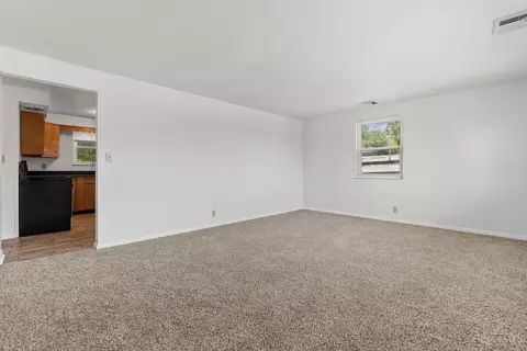 Living - 4947 Charlemar Dr, Cincinnati, OH 45227 photo 3 of 3