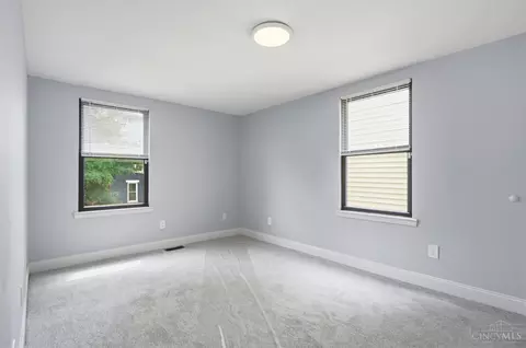 Bedroom - 3072 Sidney Ave, Cincinnati, OH 45225 photo 4 of 4