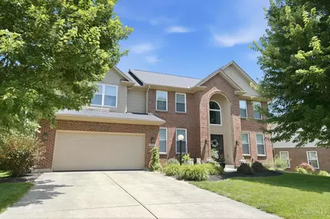 9676 Country Trl, Loveland, OH 45140