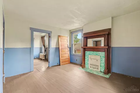 975 Kirbert Ave, Cincinnati, OH 45205 photo 6