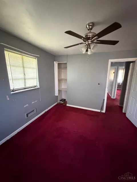 Bedroom - 9564 Wayne Ave, Lincoln Heights, OH 45215 photo 5 of 5