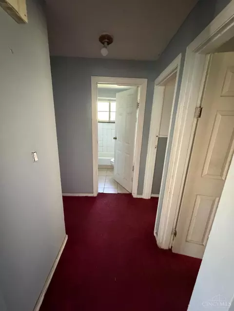 Entry Way - 9564 Wayne Ave, Lincoln Heights, OH 45215 photo 1 of 1