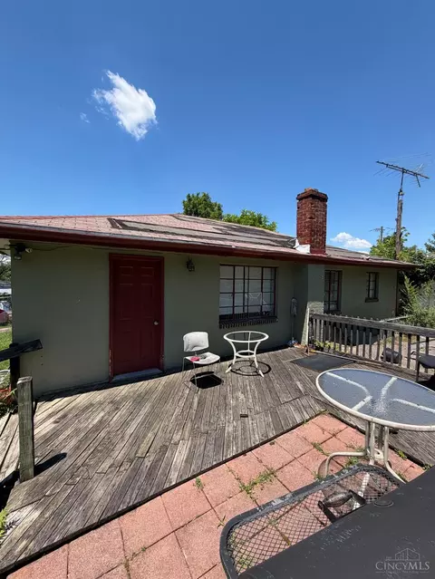 Exterior - 9564 Wayne Ave, Lincoln Heights, OH 45215 photo 5 of 7