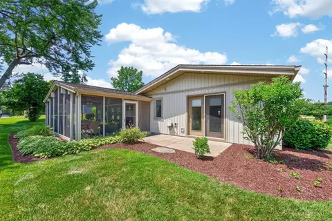 Exterior - 3078 Ebenezer Rd, Cincinnati, OH 45233 photo 5 of 14