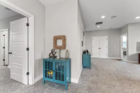 Entry Way - 2425 Middleboro Rd, Clarksville, OH 45113 photo 8 of 15