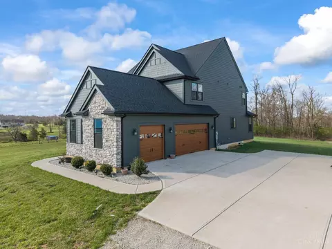 Exterior - 2425 Middleboro Rd, Clarksville, OH 45113 photo 14 of 18