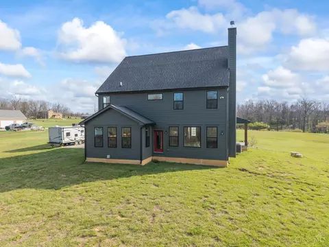 Exterior - 2425 Middleboro Rd, Clarksville, OH 45113 photo 5 of 18