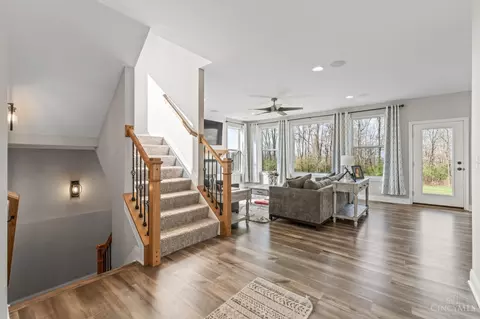 Entry Way - 2425 Middleboro Rd, Clarksville, OH 45113 photo 3 of 15