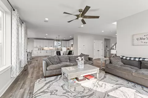 Living - 2425 Middleboro Rd, Clarksville, OH 45113 photo 3 of 3