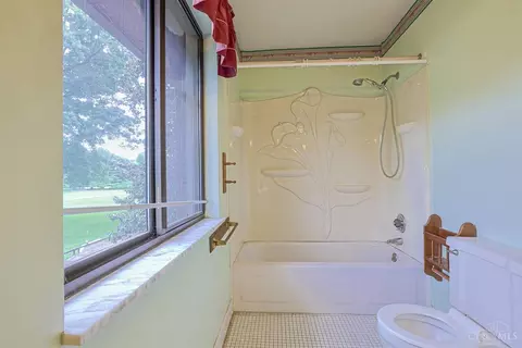 Bath - 9874 Baughman Rd, Harrison, OH 45030 photo 2 of 4