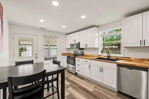 301 Ohio St, Georgetown, OH 45121 photo 5