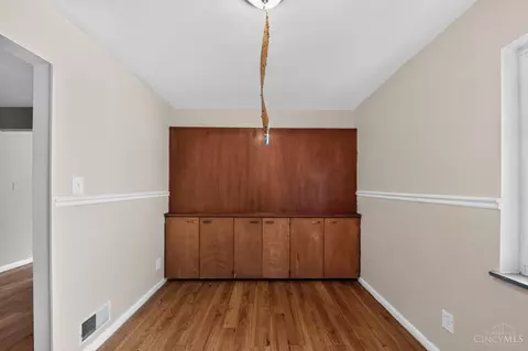 Dining - 1703 Ashbrook Dr, Cincinnati, OH 45238 photo 1 of 1
